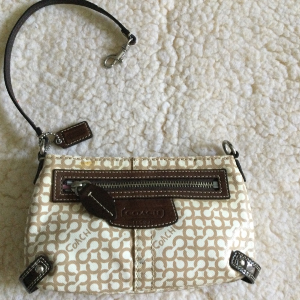 Coach Authentic & Lovely purse pouchette convertible strap RARE - Picture 3 of 10